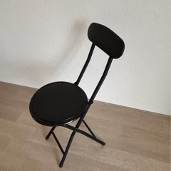 ご予約　折りたたみチェアの画像