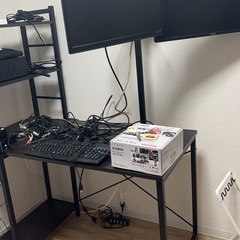 【取引中】棚付きパソコンデスク(値下げ交渉受け付けます)の画像