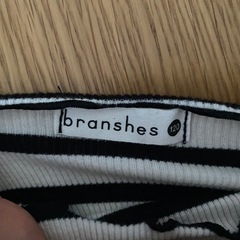 branshes ボーダー　フリルリブTシャツ　120の画像