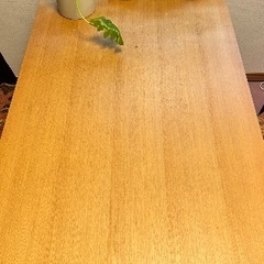 無料　ダイニングテーブルの画像