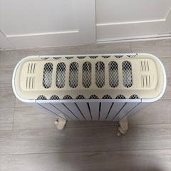 デロンギ  ベルカルド RHJ75V0815-CR 電気ヒーター の画像