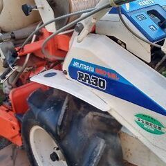 クボタ2輪1条刈りバインダー　RA30の画像