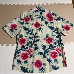 HUF フラワープリントシャツの画像