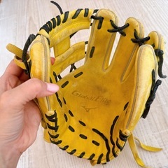 少年野球軟式 グローブ　イエローの画像
