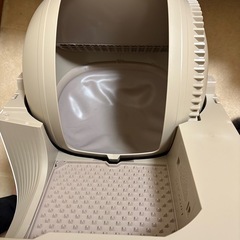 猫用自動トイレの画像