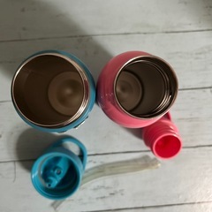 水筒の画像