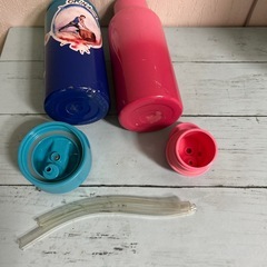 水筒の画像