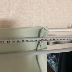 カーテン　緑　215cmの画像