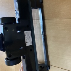 【ジャンク扱い・通電可】スティック掃除機2台の画像