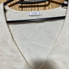 LOWRYS FARM Vネック長袖トップス ホワイトの画像