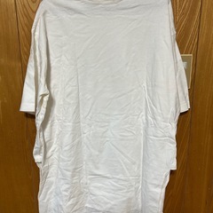 ゆったりホワイトTシャツの画像