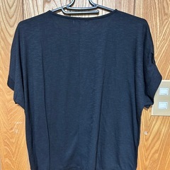 LEPSIM ブラック 半袖Tシャツの画像