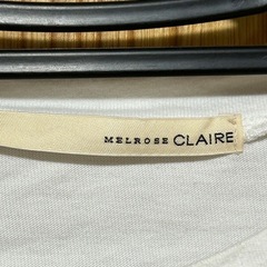 MELROSE CLAIRE ホワイト 五分袖Tシャツの画像
