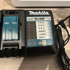 Makita TD138D 電動インパクトドライバーの画像