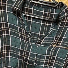 ダークグリーン チェック柄 半袖シャツの画像