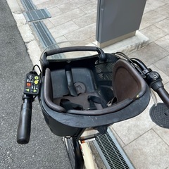 大阪府　子供乗せ　ヤマハ　クイッシー 電動アシスト自転車 チャイルドシート付きの画像