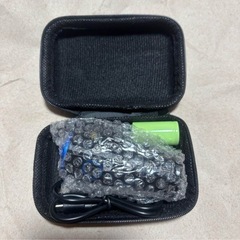⭐️マグネット機能&クリップ付⭐️高輝度LED懐中電灯／IPX5防水／超小型⭐️新品未使用の画像