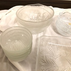 透明皿の画像