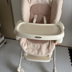 【コンビ】ハイローチェアの画像
