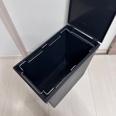 【無料】無印良品 ゴミ箱
の画像