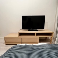 【定価約3万】LOWYA 伸縮自在 テレビ
ボード　美品の画像