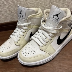 Air Jordan1 Mid "Coconut Milk"の画像
