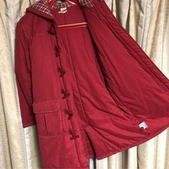pupeyeのロングコートの画像