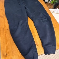 NIKE テックフリース ジョガーパンツ ブラックの画像