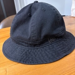 NEW ERA ニューエラ バケットハット ブラックの画像