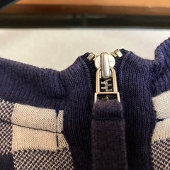 薄手　トップスの画像