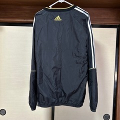 adidas ジャンパー？の画像