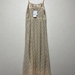 ベージュ　レースロングワンピースの画像