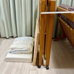 大和屋 パタン 折りたたみ ミニベビーベッド 木製 ベット　引き取り限定の画像