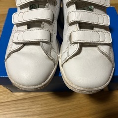 adidas スタンスミス ベルクロ19.0cmの画像