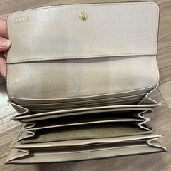 FURLA 長財布の画像