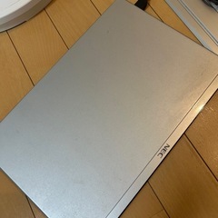 NEC Lavie ノートPC シルバー コンパクトの画像