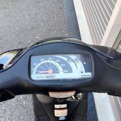 4227.高馬力2スト　レッツII バッテリー、シート、ウインカーレンズ新品　千葉県柏市　即日配送、自走引き取りも可能の画像