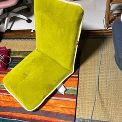椅子　座椅子の画像