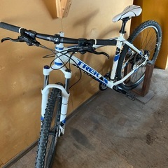 TREKマンバ2012年モデル　29erの画像