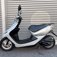 4234.安心の水冷エンジン　スマートディオ　バッテリー、シート新品　千葉県柏市　即日配送、自走引き取りも可能の画像