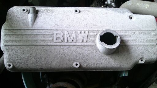 BMW-2002.カムカバー販売-税込み価格11000にて販売