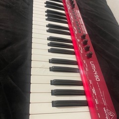 Behringer UMX490 MIDI キーボード の画像