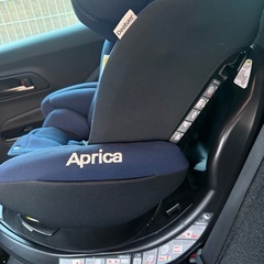 Aprica Deaturn チャイルドシート　土曜日までに引き取りが可能な方　１３０００円まで値引きします！の画像