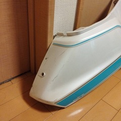 グレージュタクト右サイドカウルの画像