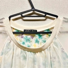 INGNI イング 夏 花柄 半袖 トップス サイズM の画像