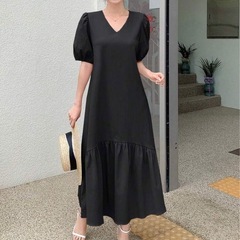 黒　新品　Ｖネックワンピース　X L　の画像