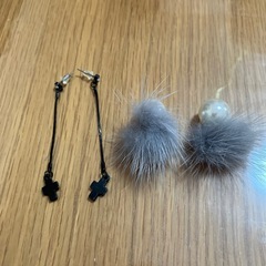 【ピアス2種】の画像
