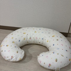 授乳クッション　赤ちゃんの城の画像