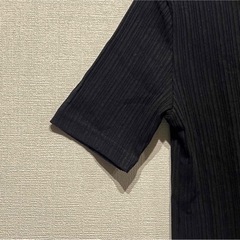 ジーユー GU 半袖 トップス 黒 サイズS の画像