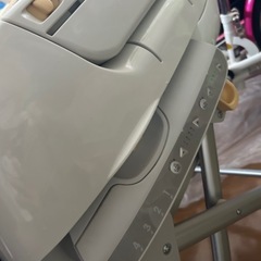 コンビ電動ラックハイローチェアの画像